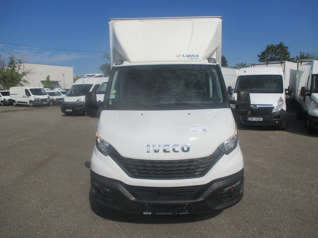 Iveco Daily 35C16 - Box van: picture 2 Iveco Daily 35C16 - Box van: picture 2