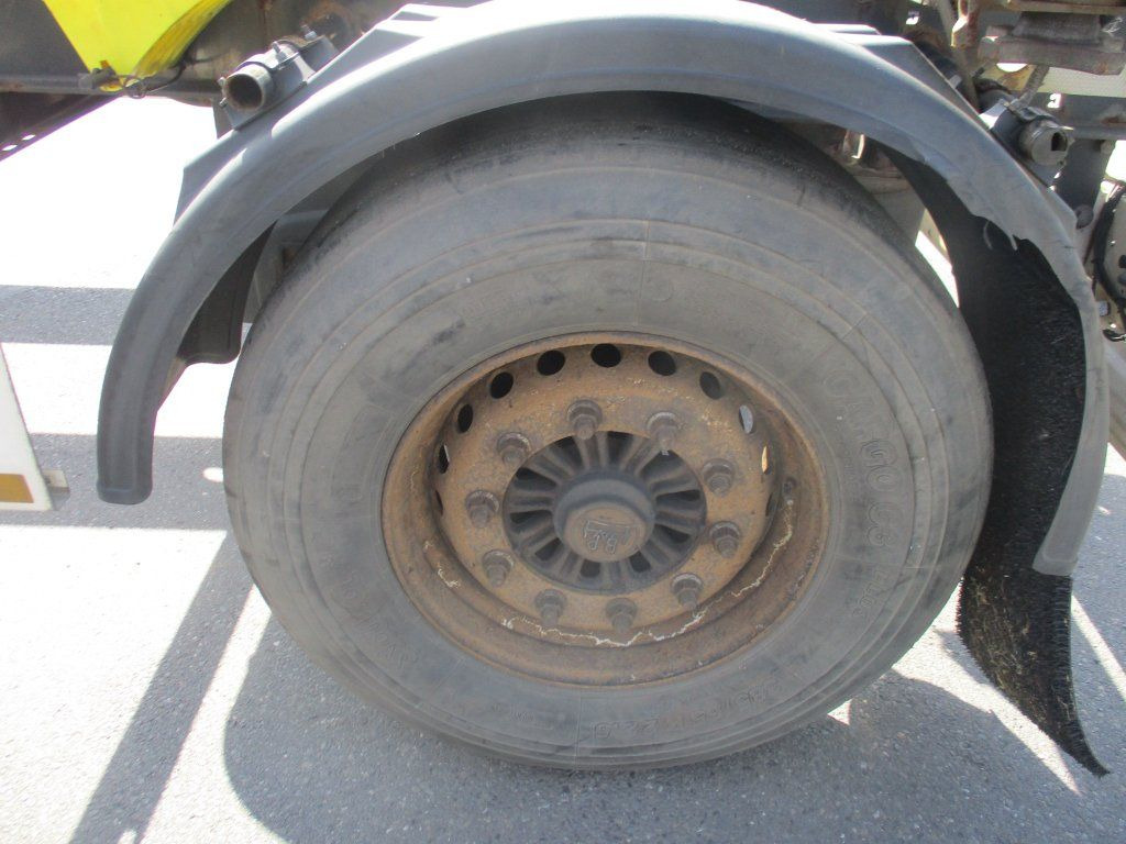 Container transporter/ Swap body trailer Krone BDF: picture 13