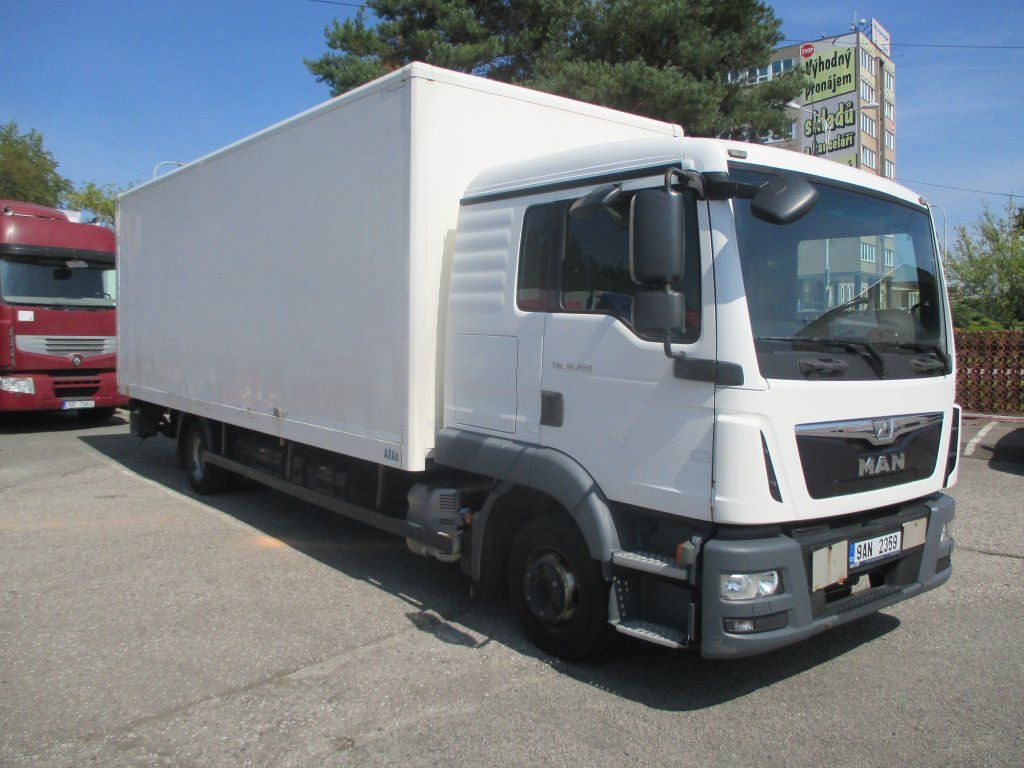 MAN TGL 12.250 MAN TGL 12.220 - Box truck: picture 3 MAN TGL 12.250 MAN TGL 12.220 - Box truck: picture 3
