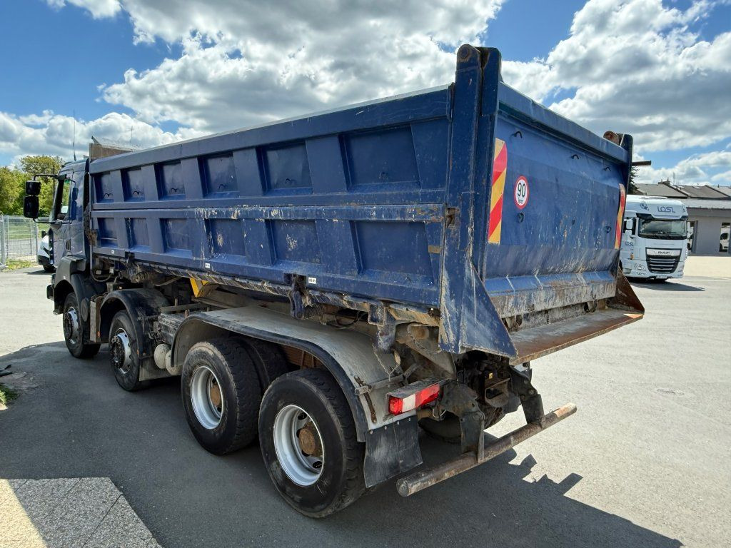 Leasing of  Renault Kerax 450 S3 8x4 EURO 4 Renault Kerax 450 S3 8x4 EURO 4: picture 7