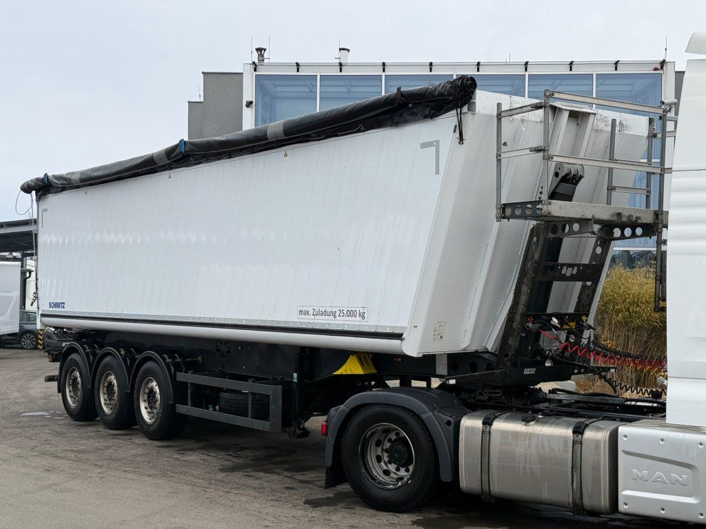 Schmitz Cargobull SKI 24 9.6 50 m3 - Tipper semi-trailer: picture 1 Schmitz Cargobull SKI 24 9.6 50 m3 - Tipper semi-trailer: picture 1