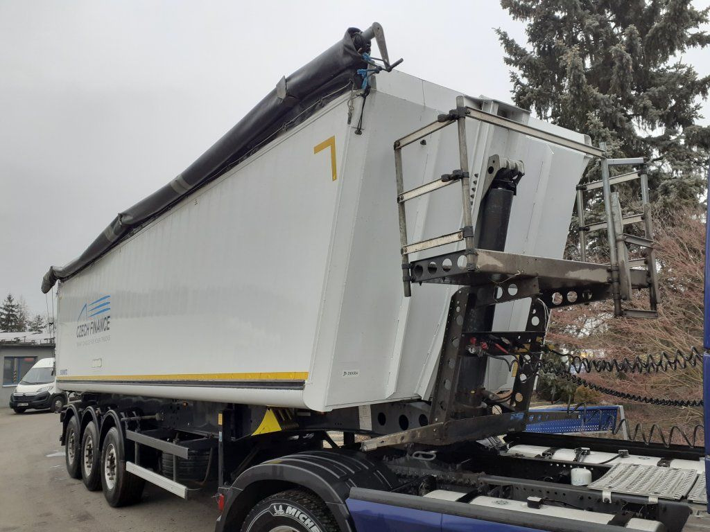 Schmitz Cargobull SKI 50m3 - Tipper semi-trailer: picture 1 Schmitz Cargobull SKI 50m3 - Tipper semi-trailer: picture 1