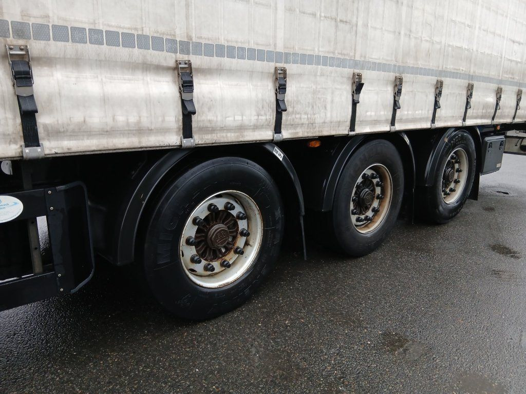 Curtainsider semi-trailer Schwarzmüller MEGA/lowdeck: picture 8