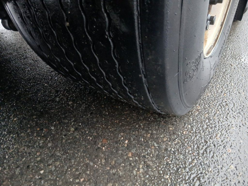 Curtainsider semi-trailer Schwarzmüller MEGA/lowdeck: picture 12