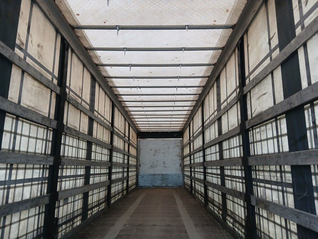 Curtainsider semi-trailer Schwarzmüller MEGA/lowdeck: picture 17