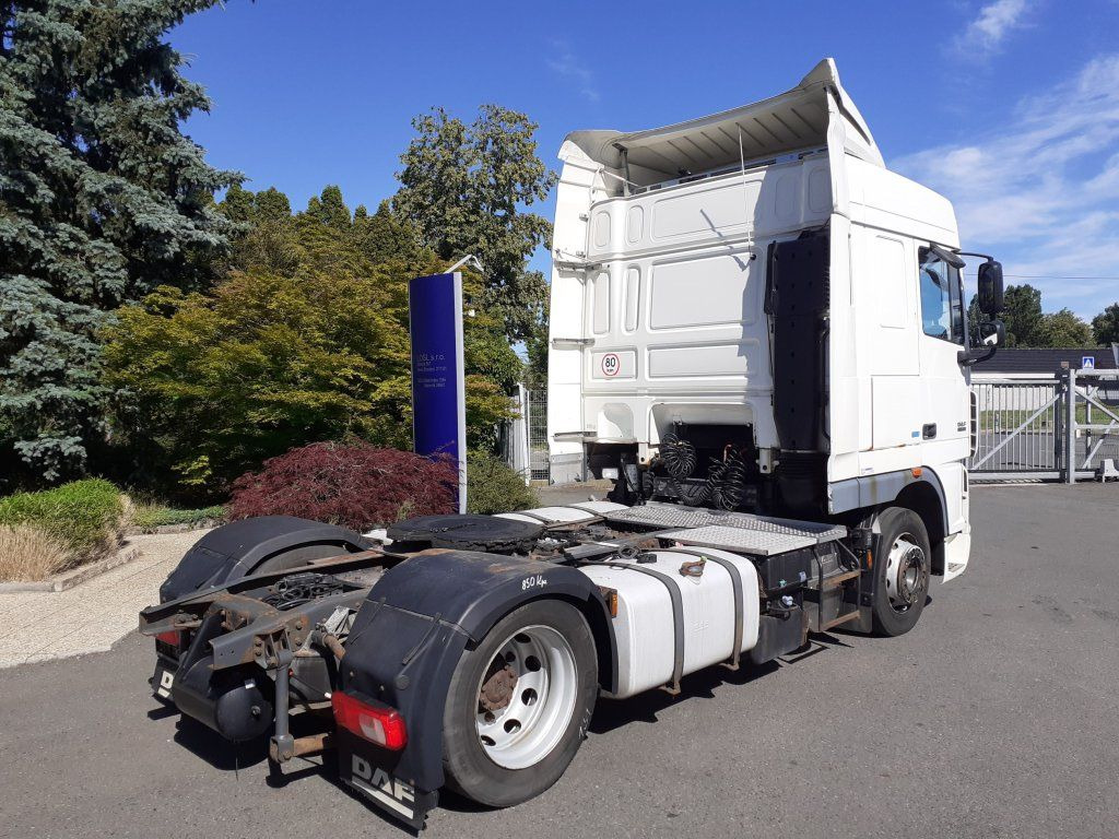 DAF XF105.460 EEV MEGA/lowdeck - Tractor unit: picture 4 DAF XF105.460 EEV MEGA/lowdeck - Tractor unit: picture 4