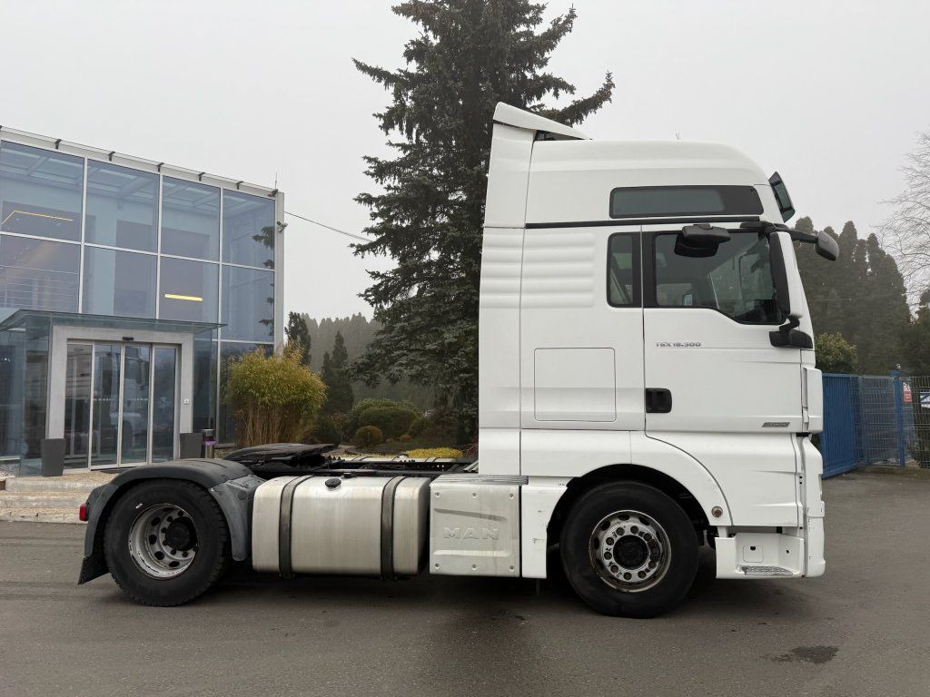 MAN TGX18.500 EURO 6 - Tractor unit: picture 3 MAN TGX18.500 EURO 6 - Tractor unit: picture 3