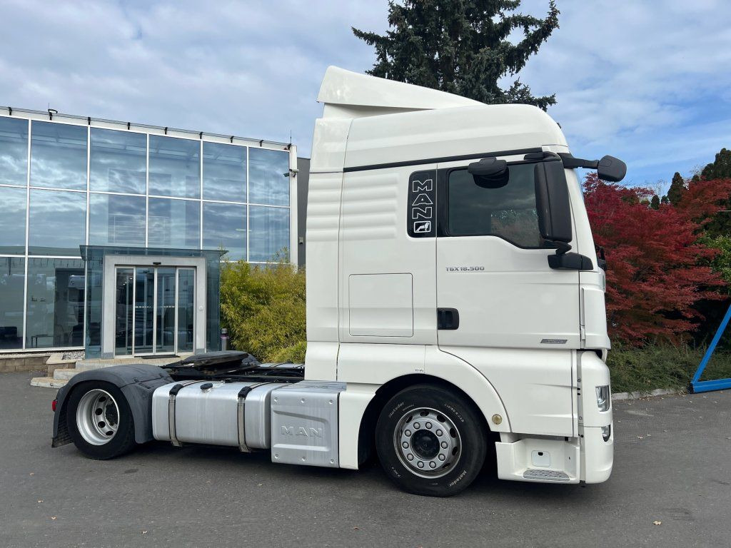 MAN TGX18.500 MEGA/lowdeck - Tractor unit: picture 3 MAN TGX18.500 MEGA/lowdeck - Tractor unit: picture 3
