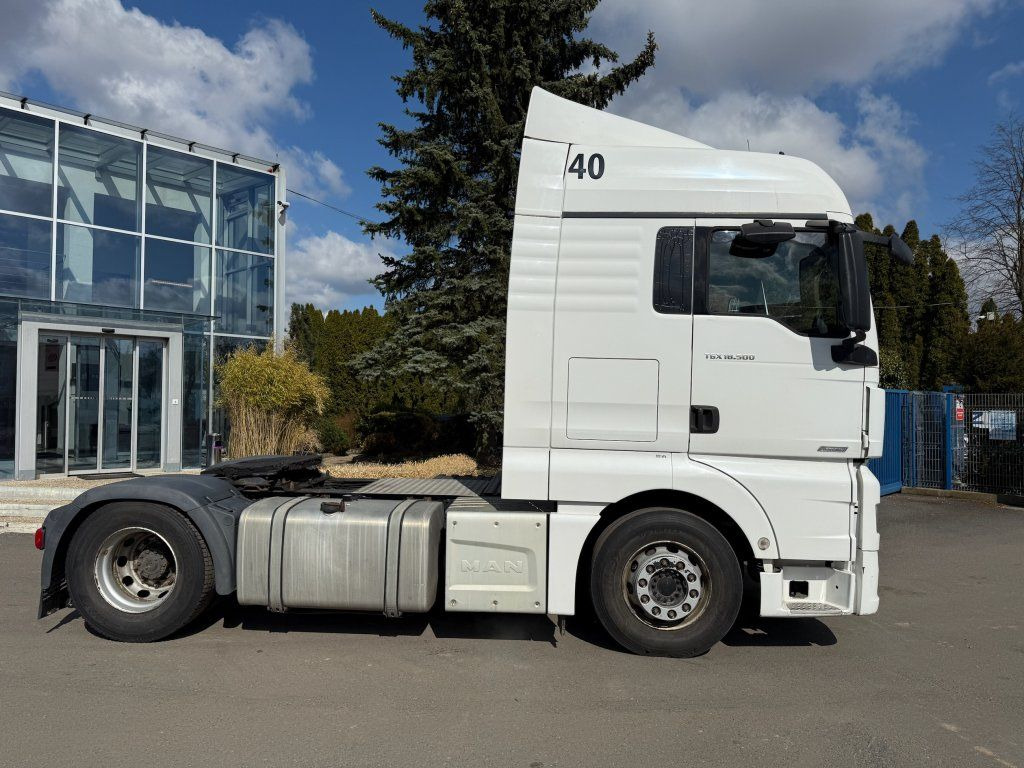 MAN TGX18.500 XLX EURO 6 - Tractor unit: picture 3 MAN TGX18.500 XLX EURO 6 - Tractor unit: picture 3
