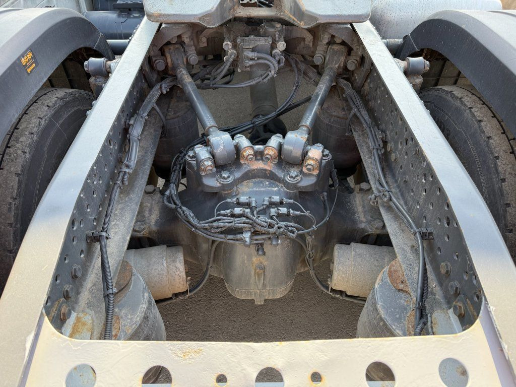 Tractor unit Mercedes-Benz 1843 Actros ADR FL, EX/II, EX/III, AT: picture 12 Tractor unit Mercedes-Benz 1843 Actros ADR FL, EX/II, EX/III, AT: picture 12