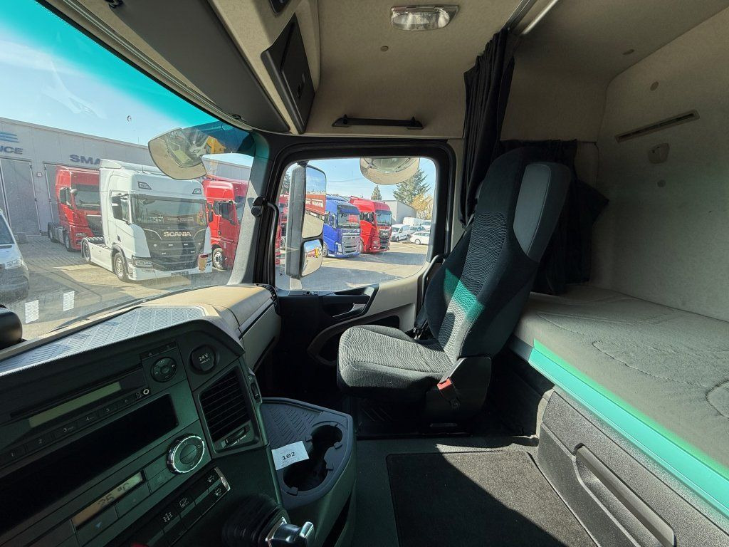 Tractor unit Mercedes-Benz 1843 Actros ADR FL, EX/II, EX/III, AT: picture 18 Tractor unit Mercedes-Benz 1843 Actros ADR FL, EX/II, EX/III, AT: picture 18