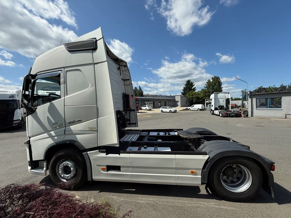 Volvo FH460 EURO 6 ADR - Tractor unit: picture 5 Volvo FH460 EURO 6 ADR - Tractor unit: picture 5