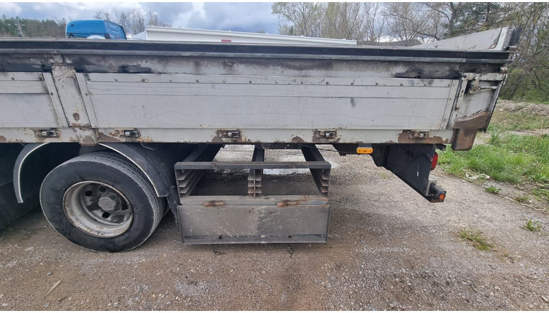 Total Trailer - Gooseneck - Dropside/ Flatbed semi-trailer: picture 5 Total Trailer - Gooseneck - Dropside/ Flatbed semi-trailer: picture 5