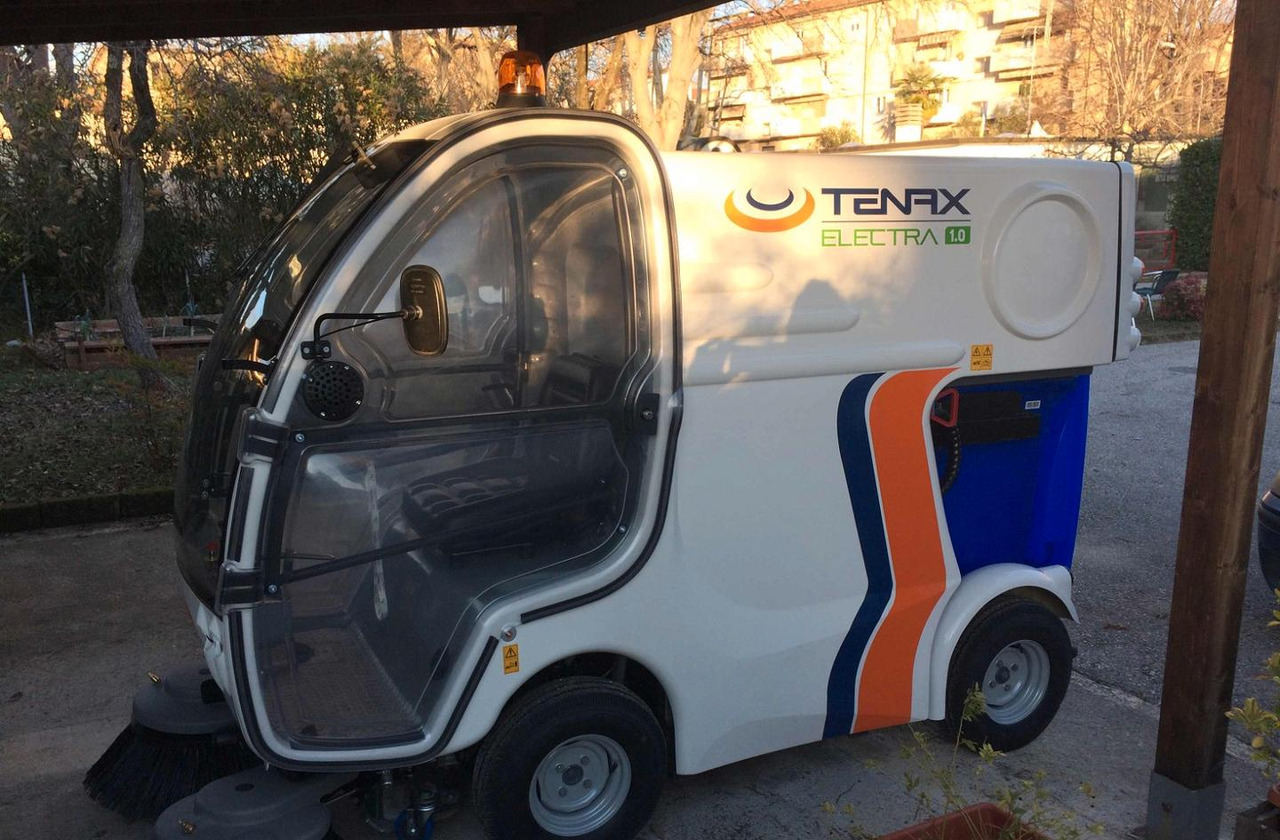 Tenax electra 1.0 - Road sweeper: picture 1 Tenax electra 1.0 - Road sweeper: picture 1