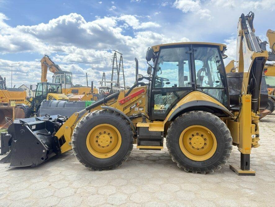 CAT 444F - Backhoe loader: picture 1 CAT 444F - Backhoe loader: picture 1