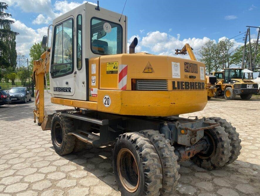 Liebherr A310B - Wheel excavator: picture 1 Liebherr A310B - Wheel excavator: picture 1