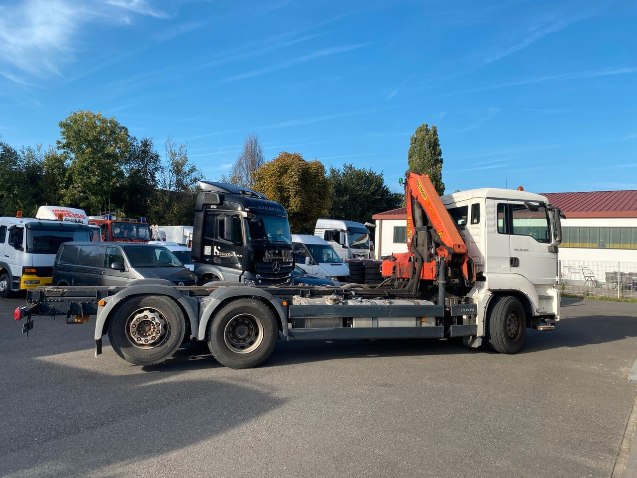 MAN TGS 26.320 26.440 PALFINGER FUNK MAN TGS 26.320 26.440 PALFINGER FUNK - Cab chassis truck, Crane truck: picture 3 MAN TGS 26.320 26.440 PALFINGER FUNK MAN TGS 26.320 26.440 PALFINGER FUNK - Cab chassis truck, Crane truck: picture 3
