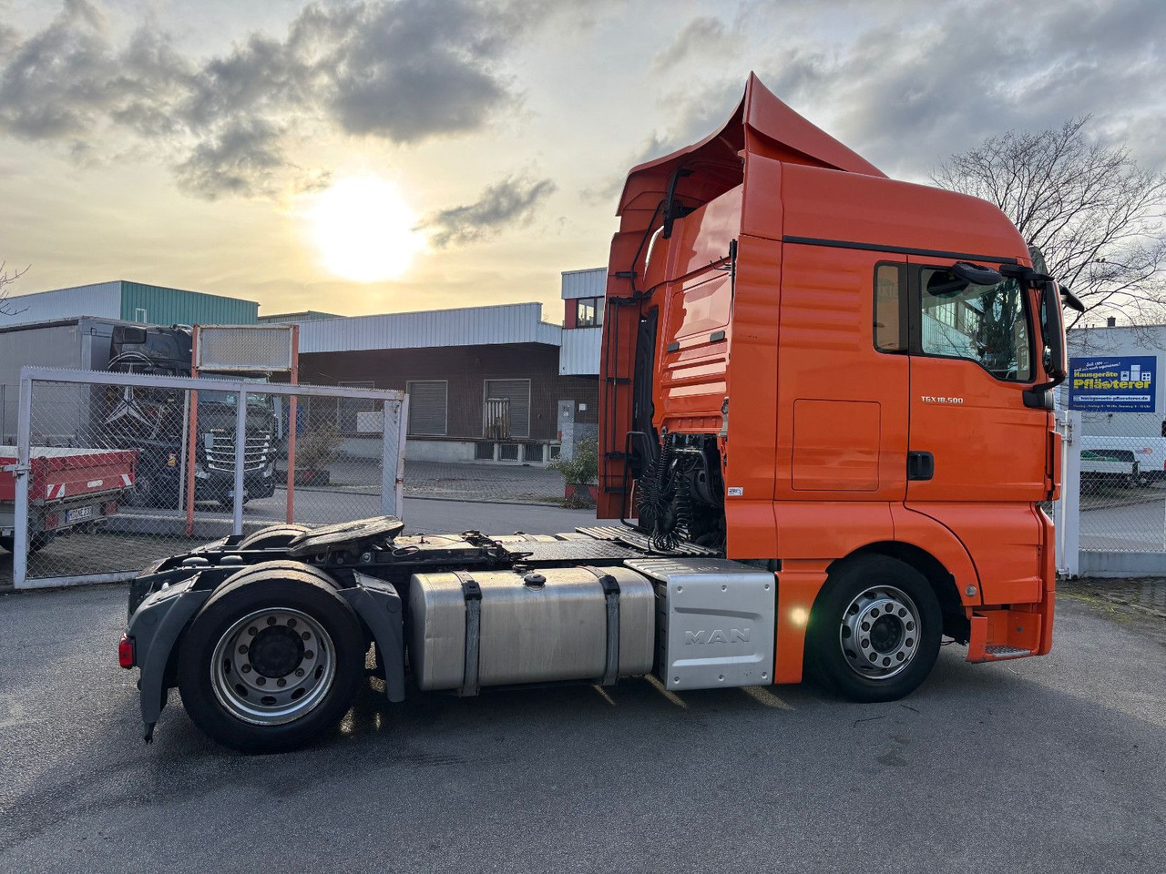 Leasing of  MAN TGX 18.500 XXL HUBSATTELLKUPLUNG MAN TGX 18.500 XXL HUBSATTELLKUPLUNG: picture 6