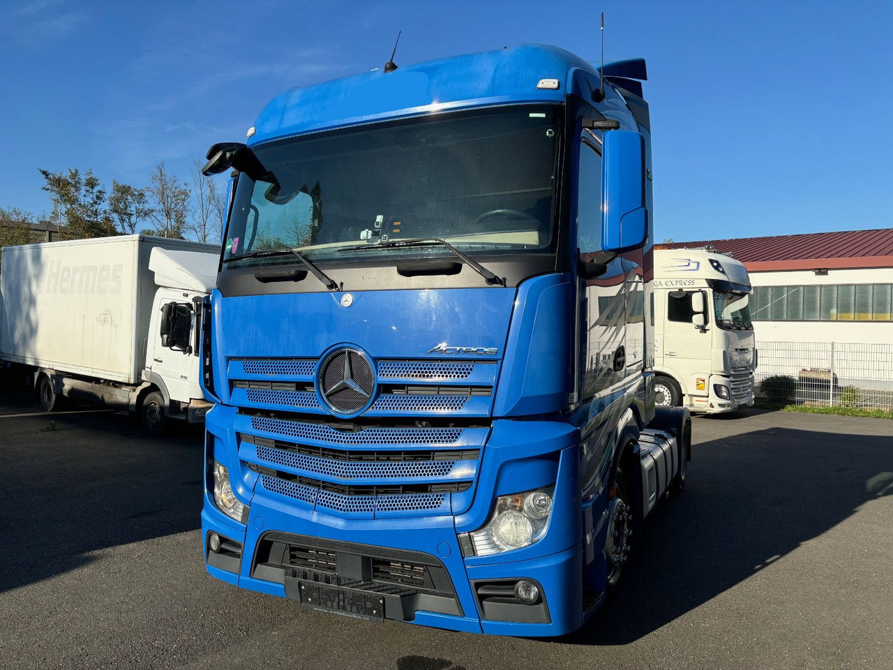 Mercedes-Benz 1836 Mercedes-Benz 1836 - Tractor unit: picture 1 Mercedes-Benz 1836 Mercedes-Benz 1836 - Tractor unit: picture 1