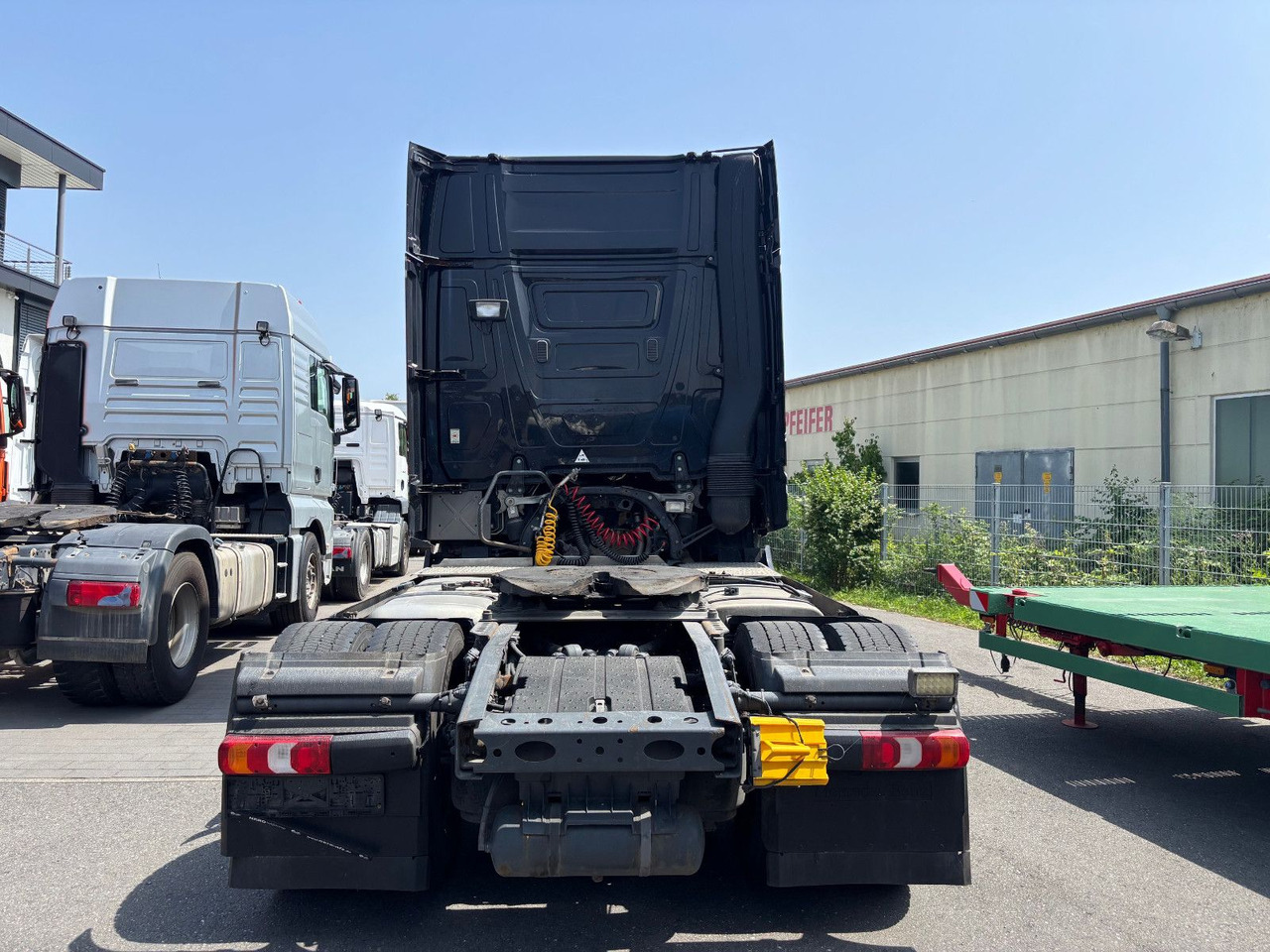 Mercedes-Benz Actros 1852 Giga Space/Alu Felgen/Retarder - Tractor unit: picture 5 Mercedes-Benz Actros 1852 Giga Space/Alu Felgen/Retarder - Tractor unit: picture 5