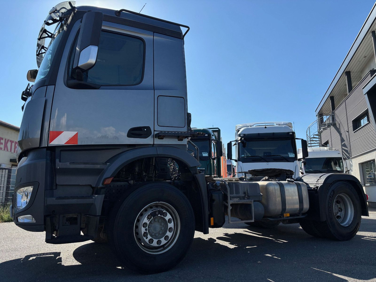 Mercedes-Benz Arocs 1842 Retarder/Kipphyd./Klima - Tractor unit: picture 5 Mercedes-Benz Arocs 1842 Retarder/Kipphyd./Klima - Tractor unit: picture 5