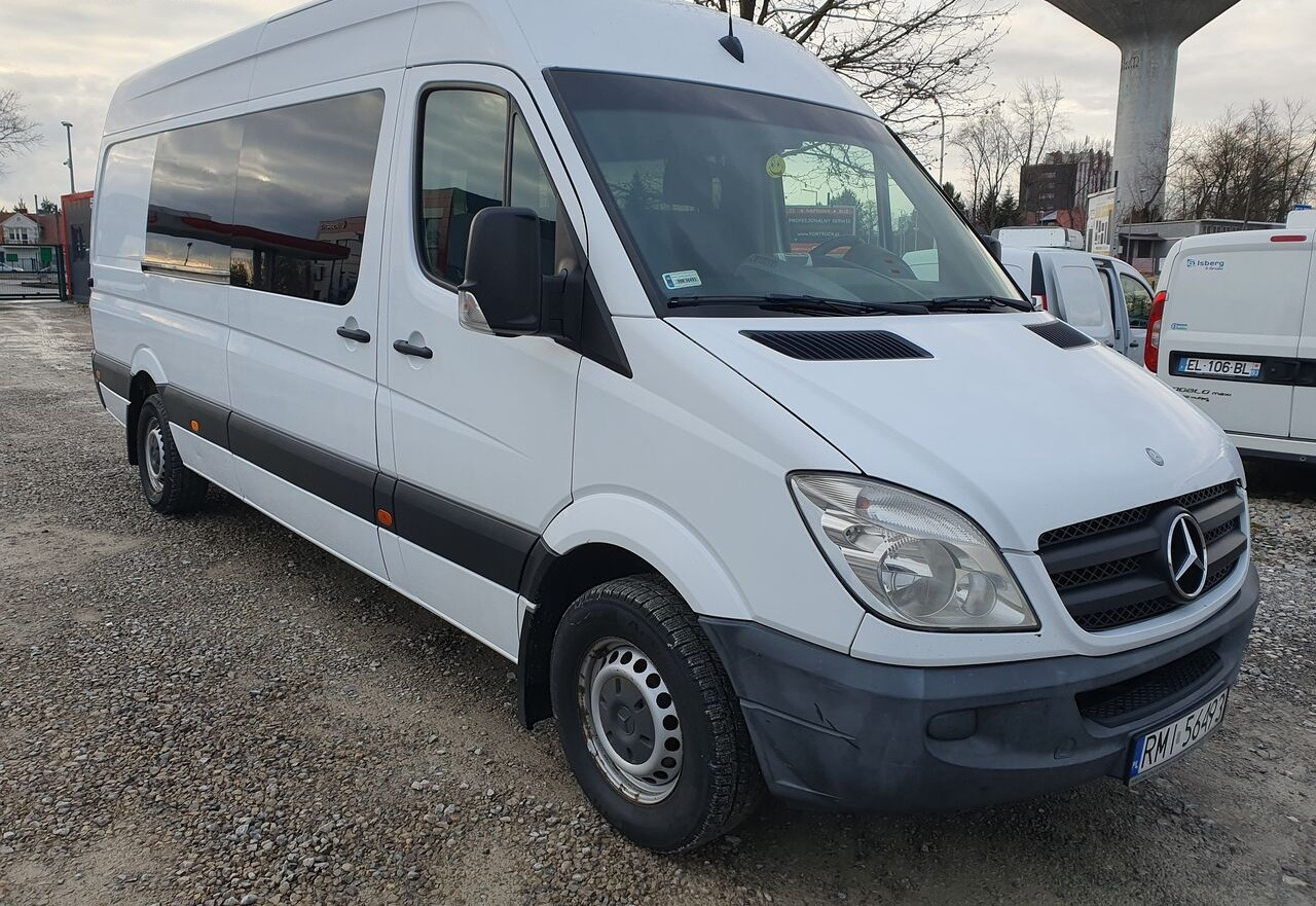 Mercedes-Benz SPRINTER 319 9 OSOB KLIMA WEBASTO TV TYL PODUSZKI EURO5 - Minibus, Passenger van: picture 1 Mercedes-Benz SPRINTER 319 9 OSOB KLIMA WEBASTO TV TYL PODUSZKI EURO5 - Minibus, Passenger van: picture 1