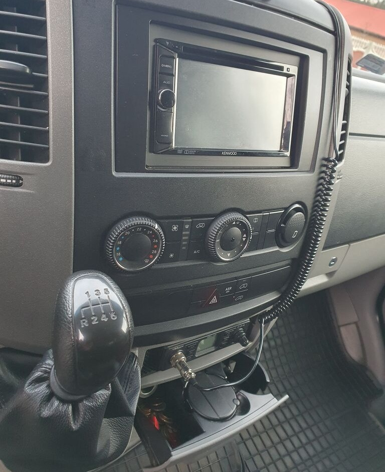 Leasing of Mercedes-Benz SPRINTER 319 9 OSOB KLIMA WEBASTO TV TYL  PODUSZKI EURO5 Mercedes-Benz SPRINTER 319 9 OSOB KLIMA WEBASTO TV TYL  PODUSZKI EURO5: picture 6