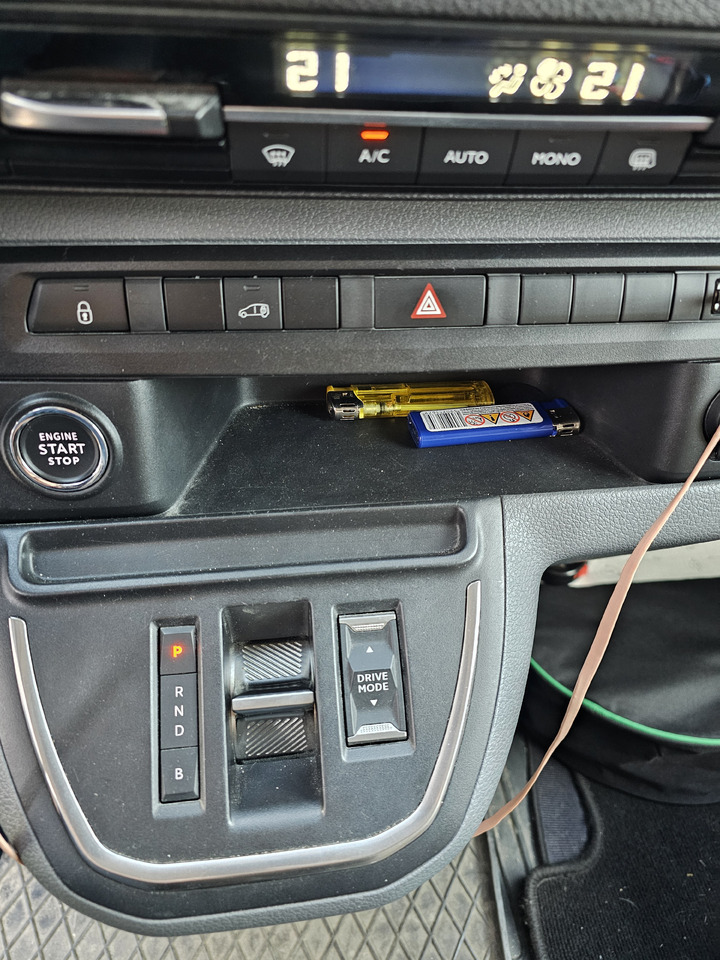 Small van, Electric van TOYOTA PROACE LONG ELECTRIC 75 KWH KLIMA NAVI KAMERA: picture 8 Small van, Electric van TOYOTA PROACE LONG ELECTRIC 75 KWH KLIMA NAVI KAMERA: picture 8