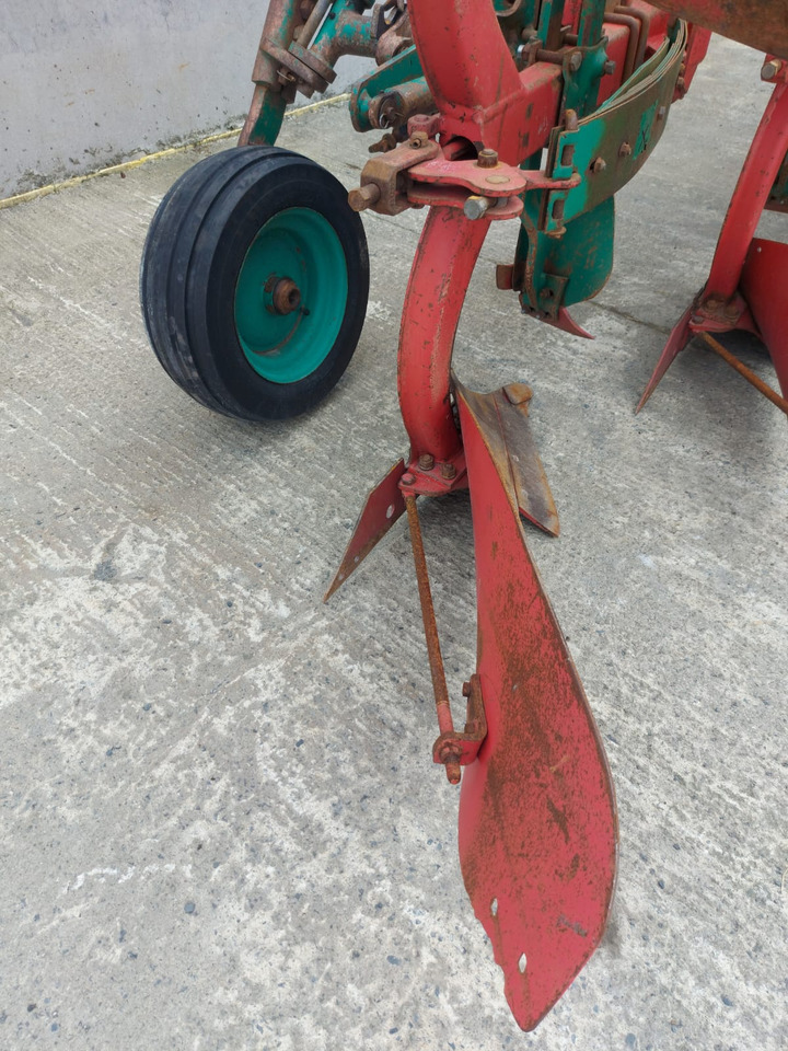Plow KVERNELAND ES100-200: picture 15