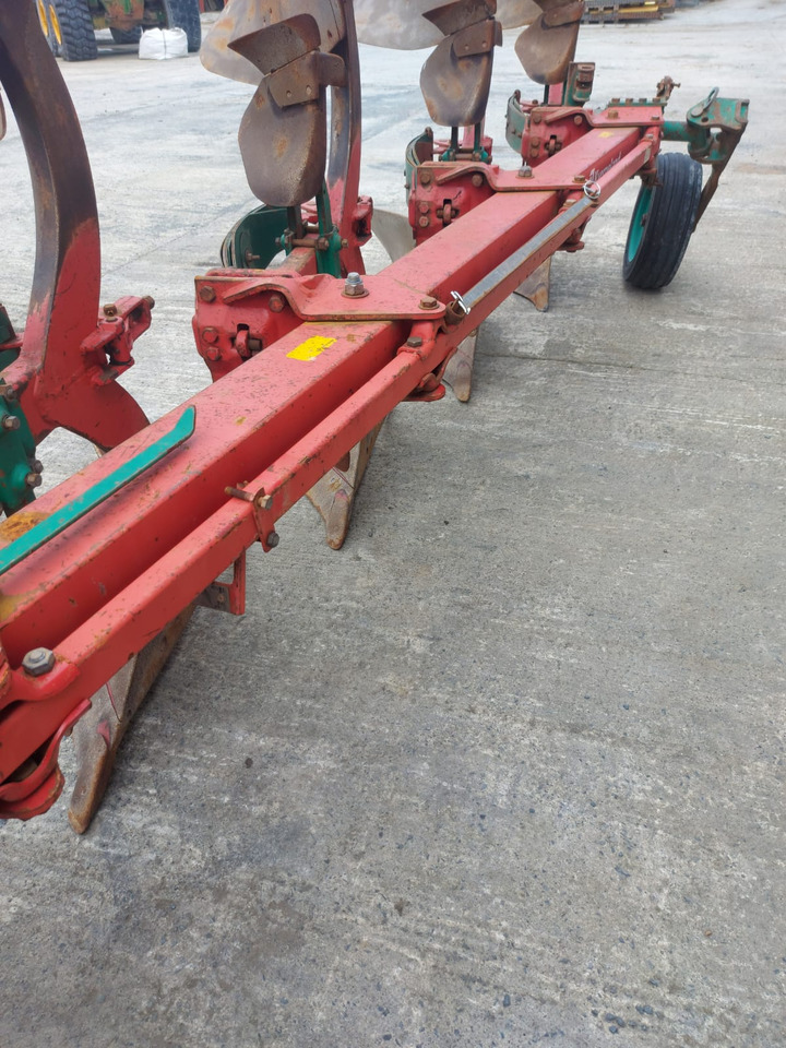 Plow KVERNELAND ES100-200: picture 6
