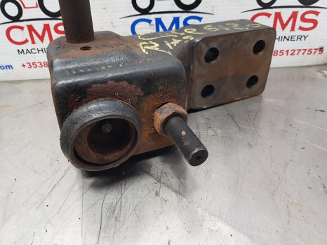 Case 5120, 5130, 5140, 5150, 5240, 5250 Lift Arm Draft Sensor Bracket 1348144c1 - Suspension: picture 3 Case 5120, 5130, 5140, 5150, 5240, 5250 Lift Arm Draft Sensor Bracket 1348144c1 - Suspension: picture 3