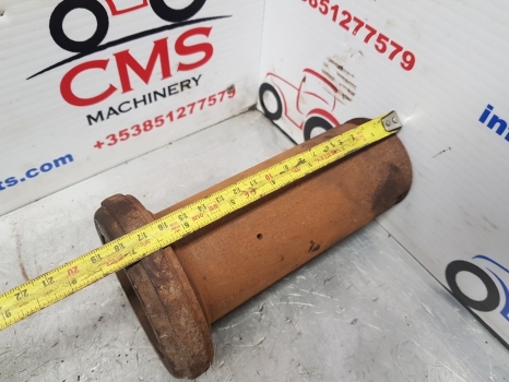 Case David Brown 1690, 1594, 1694, 1590 Clutch Release Bearing Carrier K200355 - Clutch and parts for Agricultural machinery: picture 5 Case David Brown 1690, 1594, 1694, 1590 Clutch Release Bearing Carrier K200355 - Clutch and parts for Agricultural machinery: picture 5