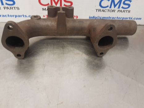 Case International 2276, Engine Exhaust Manifold 3043648r1 - Exhaust system: picture 5 Case International 2276, Engine Exhaust Manifold 3043648r1 - Exhaust system: picture 5