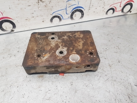 Case Maxxum, Puma New Holland T5, T6, T7.200 Spool Valve Top End 5192188 - Hydraulic valve for Farm tractor: picture 3 Case Maxxum, Puma New Holland T5, T6, T7.200 Spool Valve Top End 5192188 - Hydraulic valve for Farm tractor: picture 3