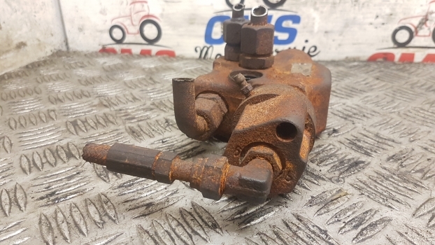 Case Mxc, Maxxum Mx Series Mx110, Mx100, Mx120 Maxxum Hydraulic Valve Body - Hydraulic valve for Farm tractor: picture 5 Case Mxc, Maxxum Mx Series Mx110, Mx100, Mx120 Maxxum Hydraulic Valve Body - Hydraulic valve for Farm tractor: picture 5