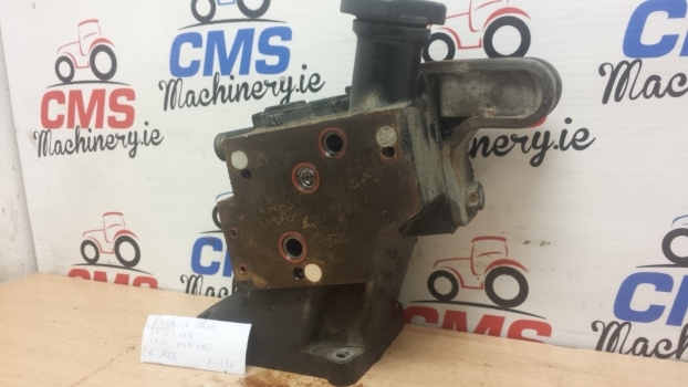 Case Mxm175, Mxm190 New Holland Tm175, Tm190 47123177 Center Diverter Valve - Hydraulic valve for Farm tractor: picture 3 Case Mxm175, Mxm190 New Holland Tm175, Tm190 47123177 Center Diverter Valve - Hydraulic valve for Farm tractor: picture 3