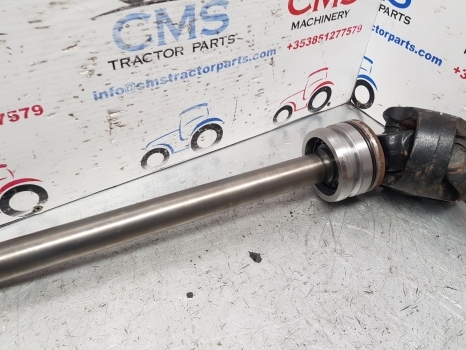 Case New Holland Front Axle Drive Shaft Rhs 84194850, 84201726, 5197763 - Drive shaft for Farm tractor: picture 3 Case New Holland Front Axle Drive Shaft Rhs 84194850, 84201726, 5197763 - Drive shaft for Farm tractor: picture 3