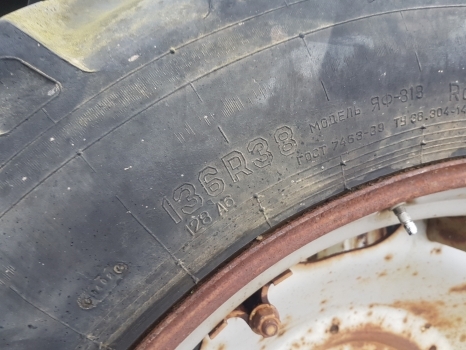 Case Rear Wheel And Tyre 13.6r38 - Wheel and tire package for Farm tractor: picture 4 Case Rear Wheel And Tyre 13.6r38 - Wheel and tire package for Farm tractor: picture 4