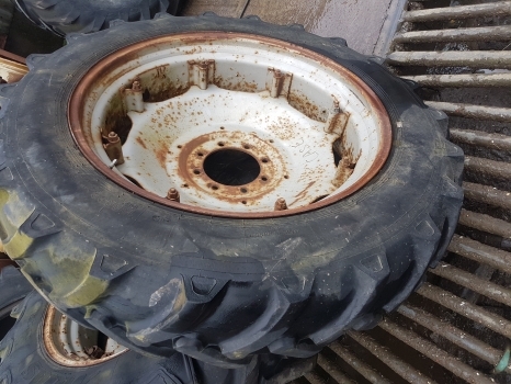 Case Rear Wheel And Tyre 13.6r38 - Wheel and tire package for Farm tractor: picture 2 Case Rear Wheel And Tyre 13.6r38 - Wheel and tire package for Farm tractor: picture 2