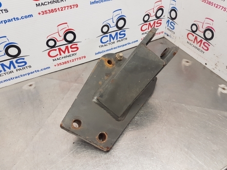 Claas Arion 640, 500, 600, Hexashift, Cmatic Top Link Bracket Lhs 0021608191 - Cab suspension for Farm tractor: picture 2 Claas Arion 640, 500, 600, Hexashift, Cmatic Top Link Bracket Lhs 0021608191 - Cab suspension for Farm tractor: picture 2