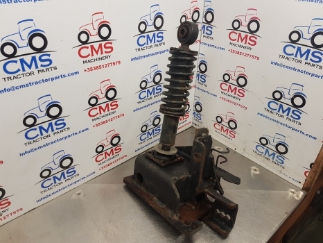 Claas Arion 640, 600, 500 Cab Back Suspension Support Assy Rhs 0021500984 - Cab suspension for Agricultural machinery: picture 2 Claas Arion 640, 600, 500 Cab Back Suspension Support Assy Rhs 0021500984 - Cab suspension for Agricultural machinery: picture 2