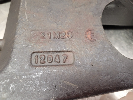 Claas Arion Carraro 20.29 Si Front Axle Bottom Wishbone Arm Lhs 12047, 68168, 68164 - Suspension: picture 3 Claas Arion Carraro 20.29 Si Front Axle Bottom Wishbone Arm Lhs 12047, 68168, 68164 - Suspension: picture 3