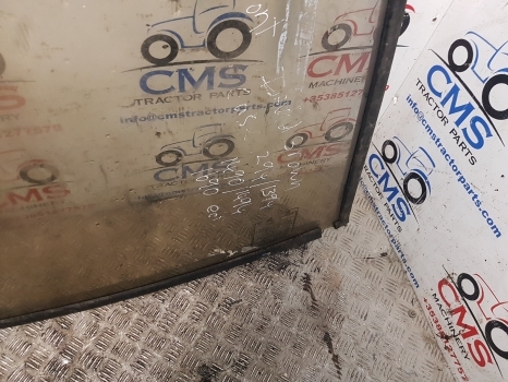 David Brown Case 90, 94 Series 1290, 1394, 1294 Windscreen K262895 K303699 - Window and parts for Farm tractor: picture 3 David Brown Case 90, 94 Series 1290, 1394, 1294 Windscreen K262895 K303699 - Window and parts for Farm tractor: picture 3