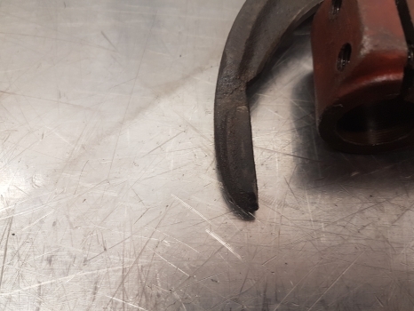 Deutz Dx110, Dx4.10, Dx4.10, Dx4.70, Dx6.05 Control Fork 04332227, 04343882 - Transmission for Farm tractor: picture 5 Deutz Dx110, Dx4.10, Dx4.10, Dx4.70, Dx6.05 Control Fork 04332227, 04343882 - Transmission for Farm tractor: picture 5