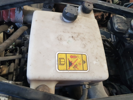Deutz Fahr Agrotron M620, M600, Ttv610, Radiator Expansion Tank 0.015.4531.4/10 - Radiator: picture 1 Deutz Fahr Agrotron M620, M600, Ttv610, Radiator Expansion Tank 0.015.4531.4/10 - Radiator: picture 1