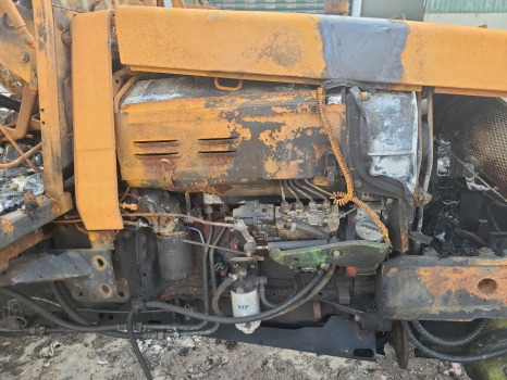 Deutz-fahr Dx4.57 Dx4 Complete Engine For Parts Bf4l913 - Engine: picture 4 Deutz-fahr Dx4.57 Dx4 Complete Engine For Parts Bf4l913 - Engine: picture 4