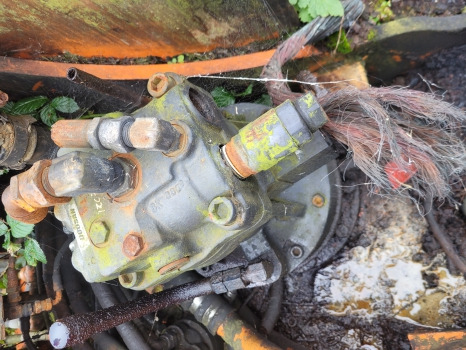 Doosan Dx140lcr Swing Motor 170303-00003a, 170301-00008, 170301-00009 - Hydraulics: picture 1 Doosan Dx140lcr Swing Motor 170303-00003a, 170301-00008, 170301-00009 - Hydraulics: picture 1