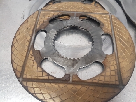 Fendt 818 Brake Disc Kit 835100321071, 716150150500 - Brake disc for Agricultural machinery: picture 3 Fendt 818 Brake Disc Kit 835100321071, 716150150500 - Brake disc for Agricultural machinery: picture 3