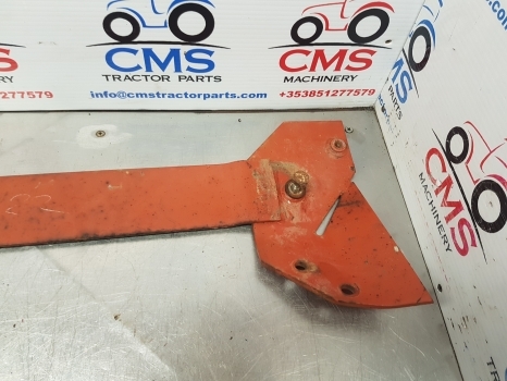 Fiat 115-90, 140-90, 130-90, 160-90, 180-90 Fuel Tank Support 82992886, 82992887 - Fuel tank for Agricultural machinery: picture 3 Fiat 115-90, 140-90, 130-90, 160-90, 180-90 Fuel Tank Support 82992886, 82992887 - Fuel tank for Agricultural machinery: picture 3