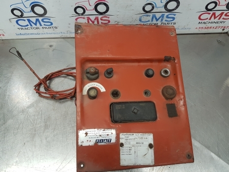 Fiat 980, Fiat 980dt, 680, 680dt, 880dt Instrument Panel 000000 - Cab and interior for Farm tractor: picture 4 Fiat 980, Fiat 980dt, 680, 680dt, 880dt Instrument Panel 000000 - Cab and interior for Farm tractor: picture 4